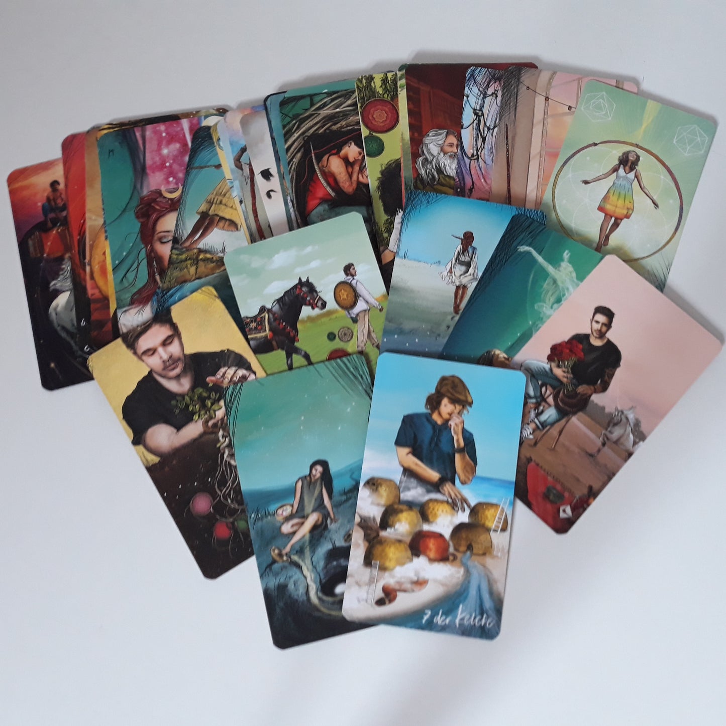 LICHT UND SCHATTEN TAROT ( 78 KARTEN)