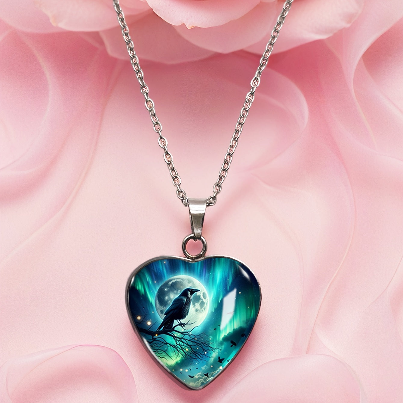 HALSKETTE MIT RABEN & NORDLICHT – DESIGN