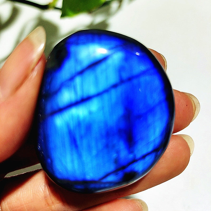 Natural labradorite stone crystal palm stones plaything healing crystals and home decoration