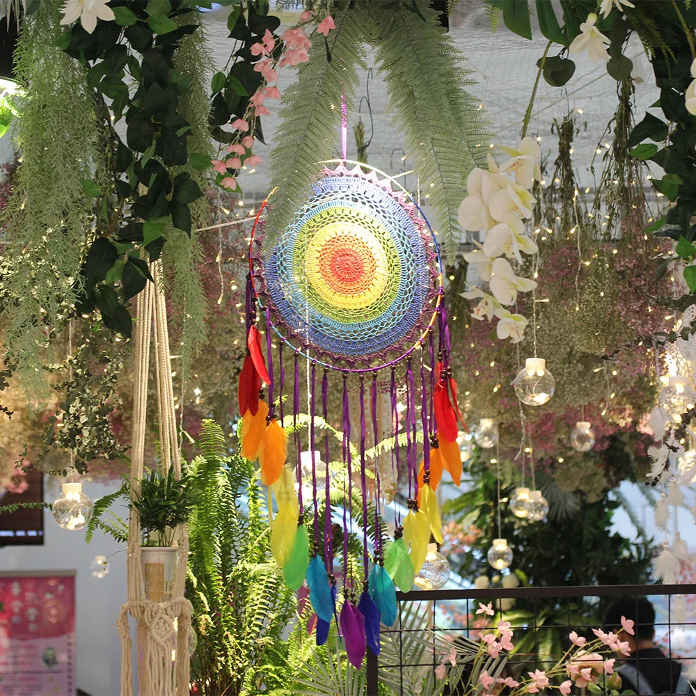 Farbenfrohe Traumfänger bunte Traumfänger für gute Laune, handgemachte Regenbogen traditionelle Feder für ihr Zuhause Wanddekoration Wohnzimmer Schlafzimmer Handwerk