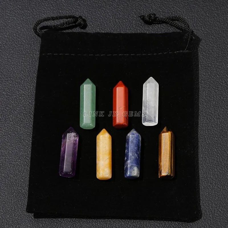 Heilsteine 7 Chakra sechseckige Säule Kristall Set mit sieben Sternen Array Holzplatte für Meditation Balance Wohnkultur Handwerk