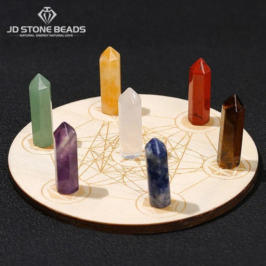 Heilsteine 7 Chakra sechseckige Säule Kristall Set mit sieben Sternen Array Holzplatte für Meditation Balance Wohnkultur Handwerk